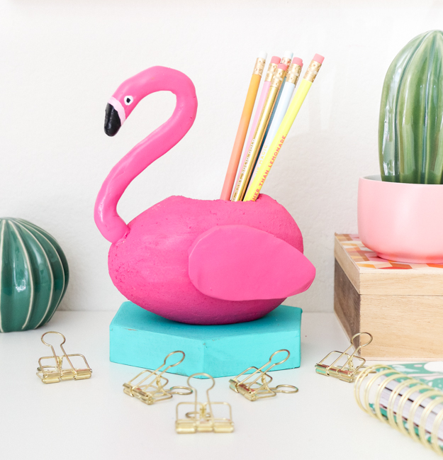 Craft It - A Pink Flamingo Pool Float Pencil Cup - A Kailo Chic Life