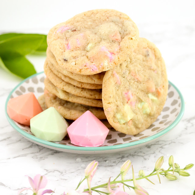 Easy Pastel Chocolate Chip Cookies for Mother's Day or Spring Brunch