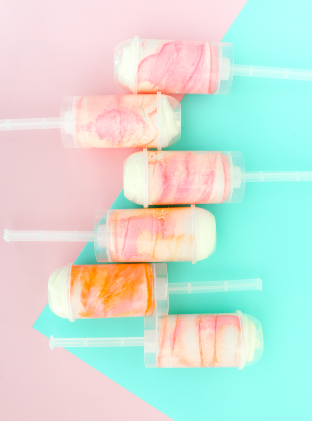 DIY Marbled Frozen Mousse Pops - easy alternative to popsicles and ice cream - no melt - marbled effect - food coloring - no drip ice cream mousse recipe - how to make pretty desserts and popsicles for summer fun with the kids - party food ideas