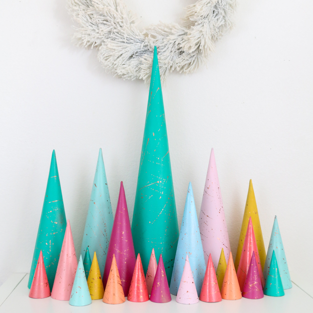DIY Copper Splatter Painted Modern Christmas Tree Decorations - Advent Calendar - Modern Trees - Target Style - Winter Wonderland - Holiday DIY - Craft Idea - Christmas Craft - Christmas Decorations - DIY