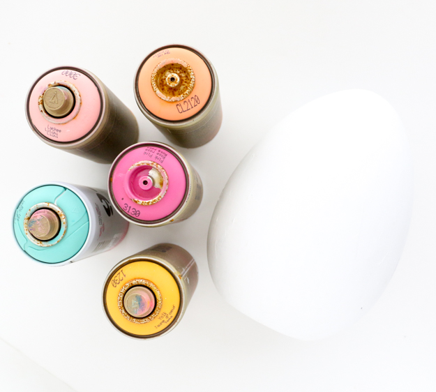 DIY Gradient Easter Egg flower vase - target style - craft idea - spray paint - easter egg craft ideas - easy easter decor