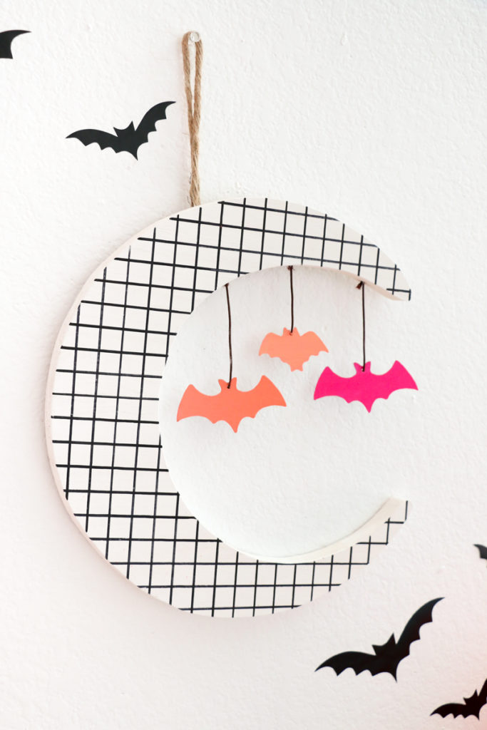 DIY 80's Grid Halloween Moon Decoration