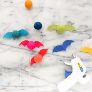 DIY Bat Felt Ball Drink Stirrers