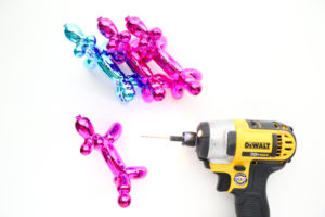 DIY Balloon Dog Photo Holders