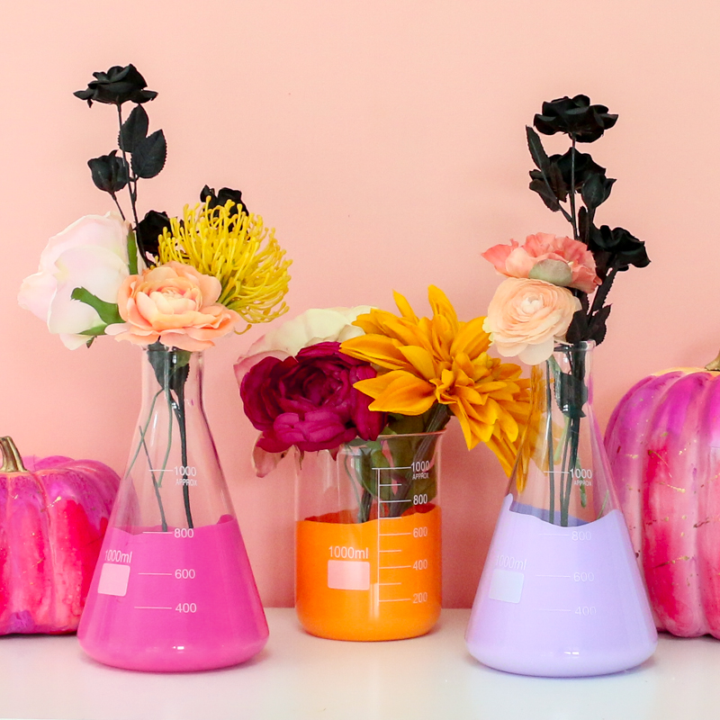 DIY Halloween Beaker Flower Vases